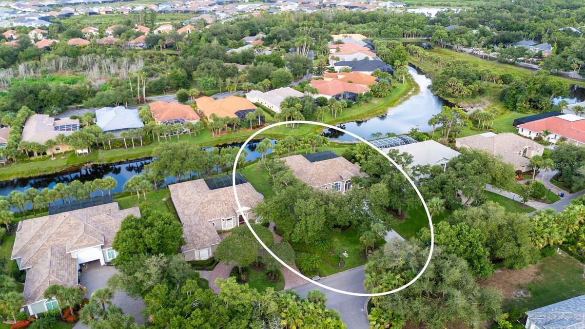11 CAYMAN ISLES BOULEVARD — photo 4 of 84