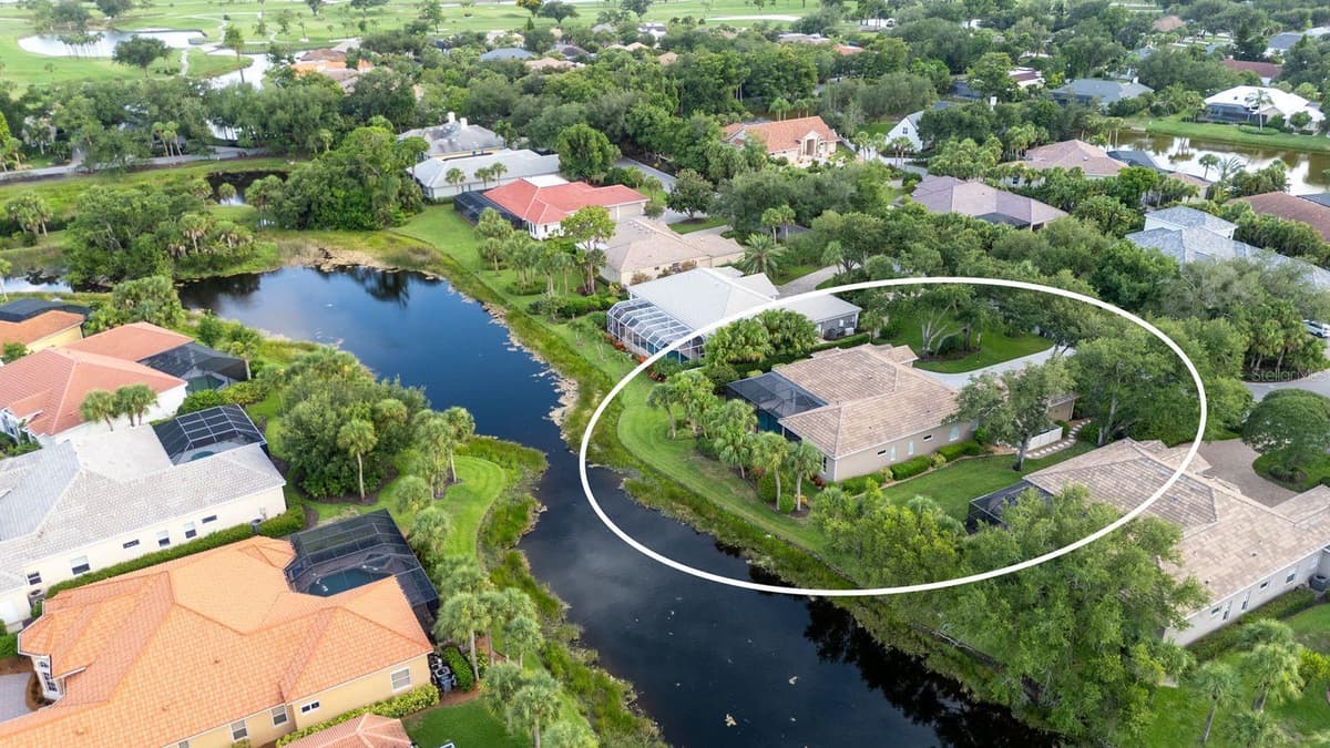 11 CAYMAN ISLES BOULEVARD — photo 3 of 84