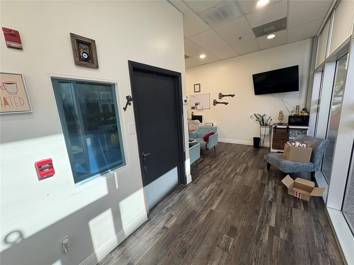 12701 JOHN YOUNG PARKWAY — photo 4 of 11