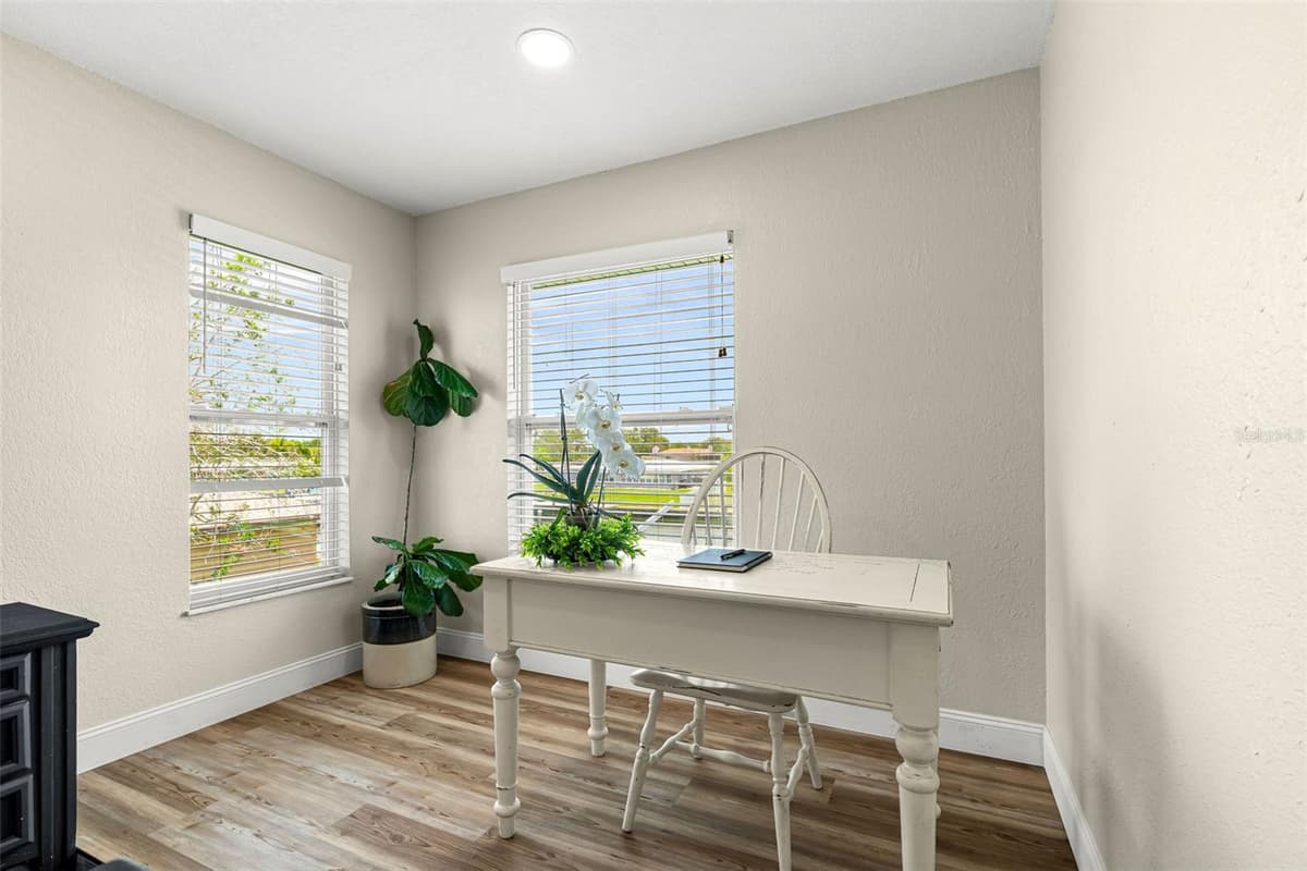 5404 BAY STATE ROAD — photo 18 of 51