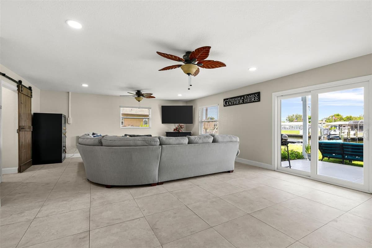 5404 BAY STATE ROAD — photo 30 of 51