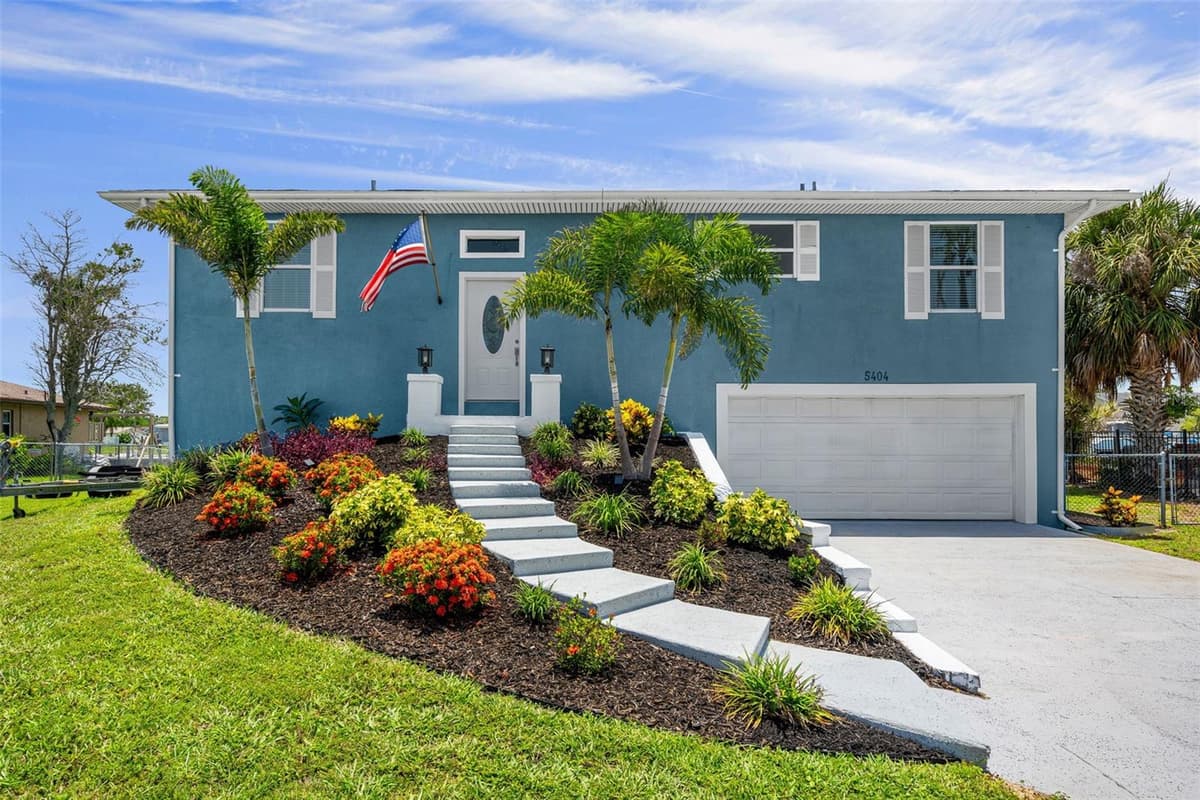 5404 BAY STATE ROAD — photo 1 of 51