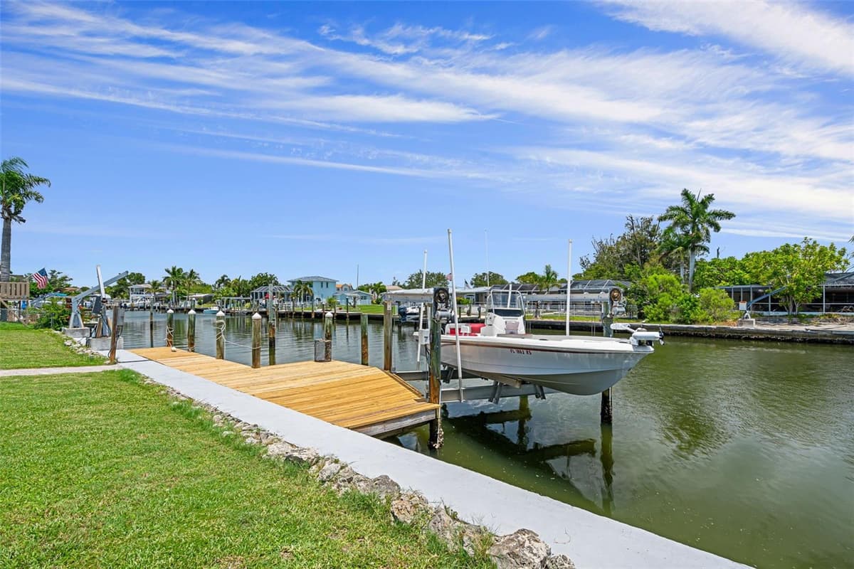 5404 BAY STATE ROAD — photo 44 of 51