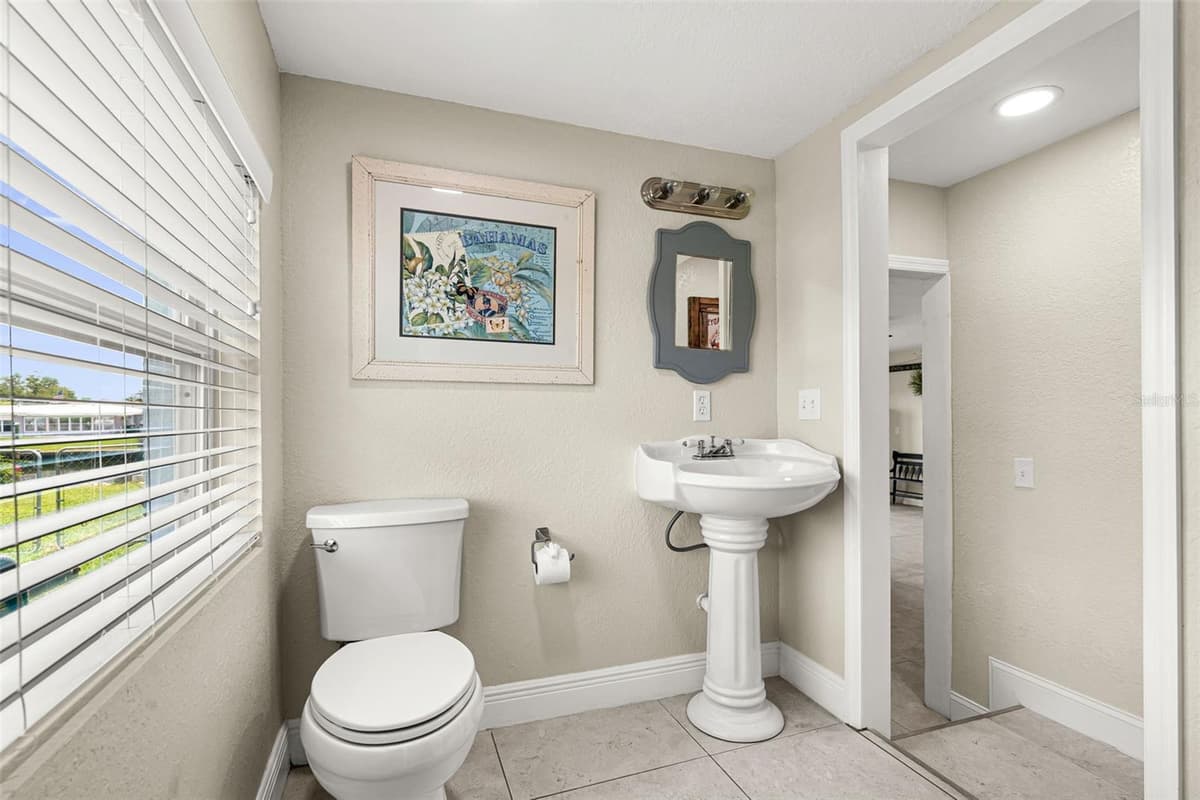 5404 BAY STATE ROAD — photo 34 of 51