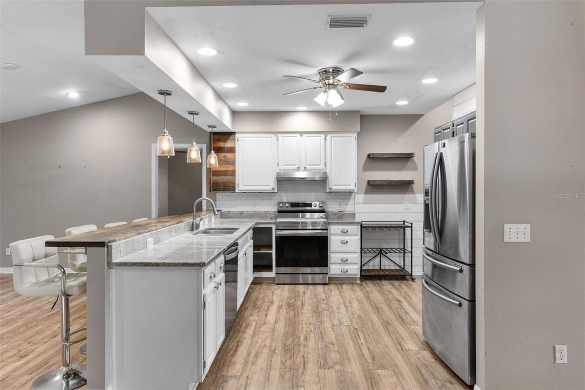 1514 LAKE THOMAS LOOP — photo 15 of 47