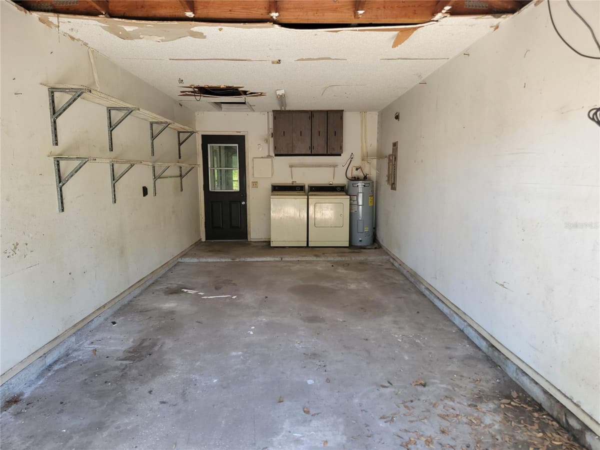 2240 GABARONE BOULEVARD — photo 14 of 17