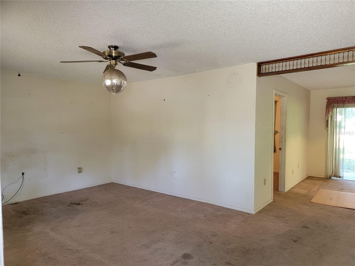 2240 GABARONE BOULEVARD — photo 2 of 17