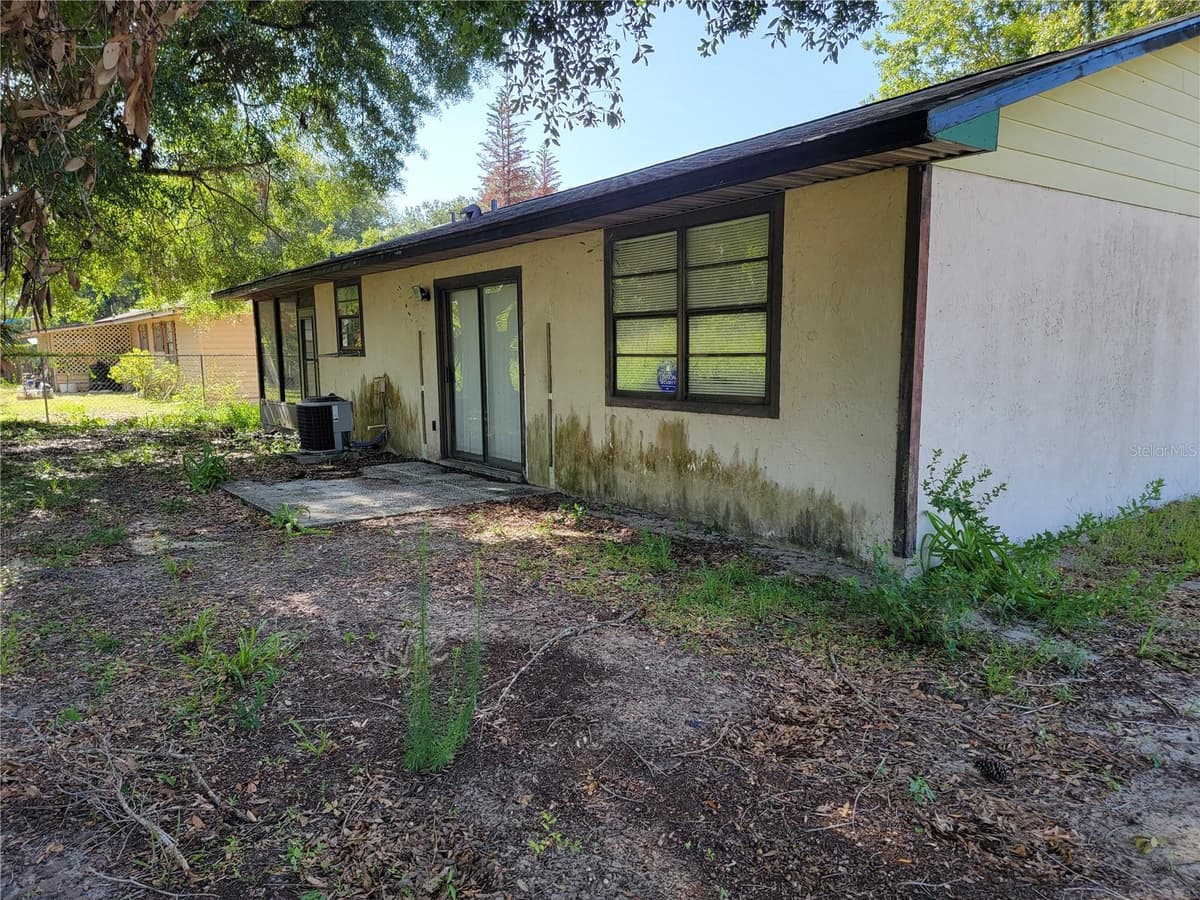 2240 GABARONE BOULEVARD — photo 15 of 17