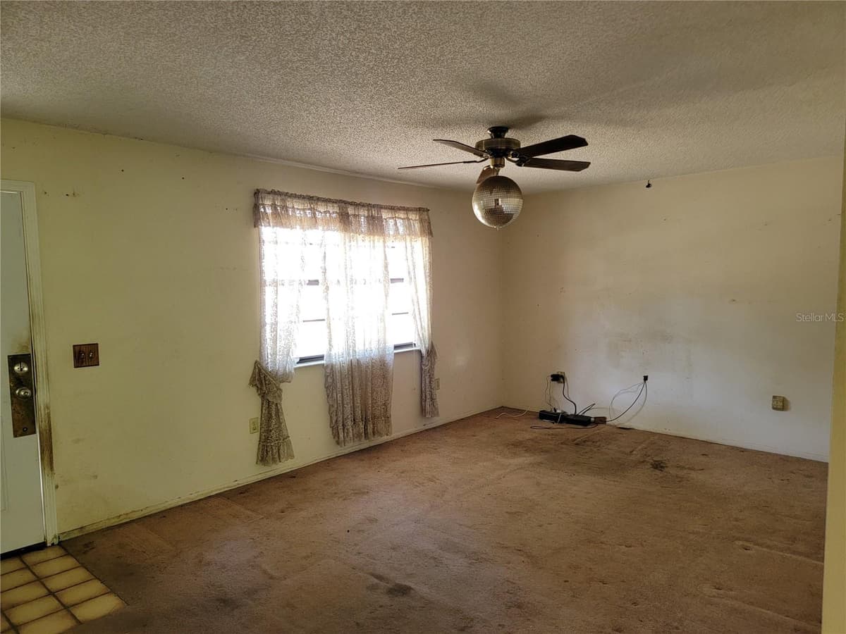 2240 GABARONE BOULEVARD — photo 3 of 17