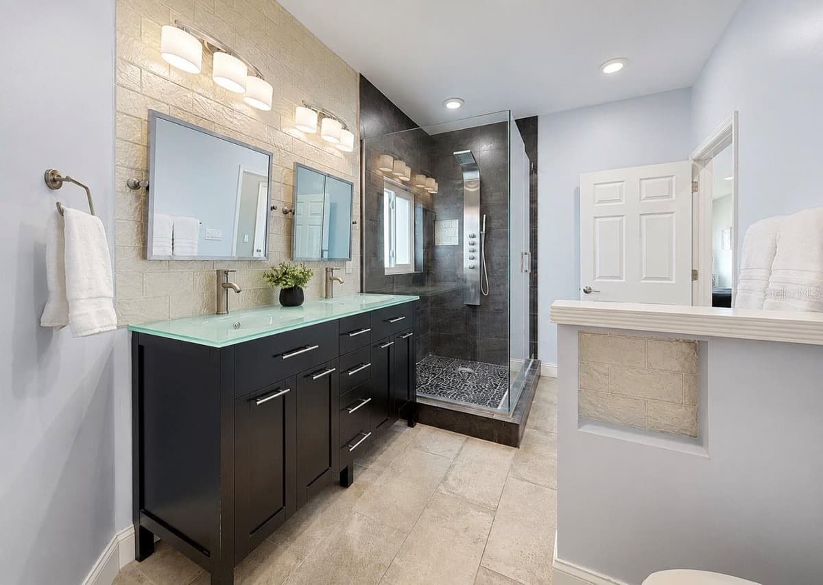 4639 MIRABELLA COURT — photo 9 of 26