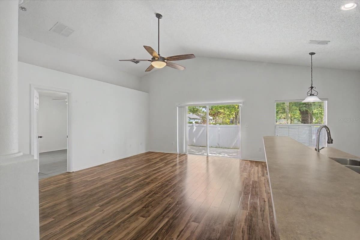 605 SWAN RANGE ROAD — photo 8 of 37