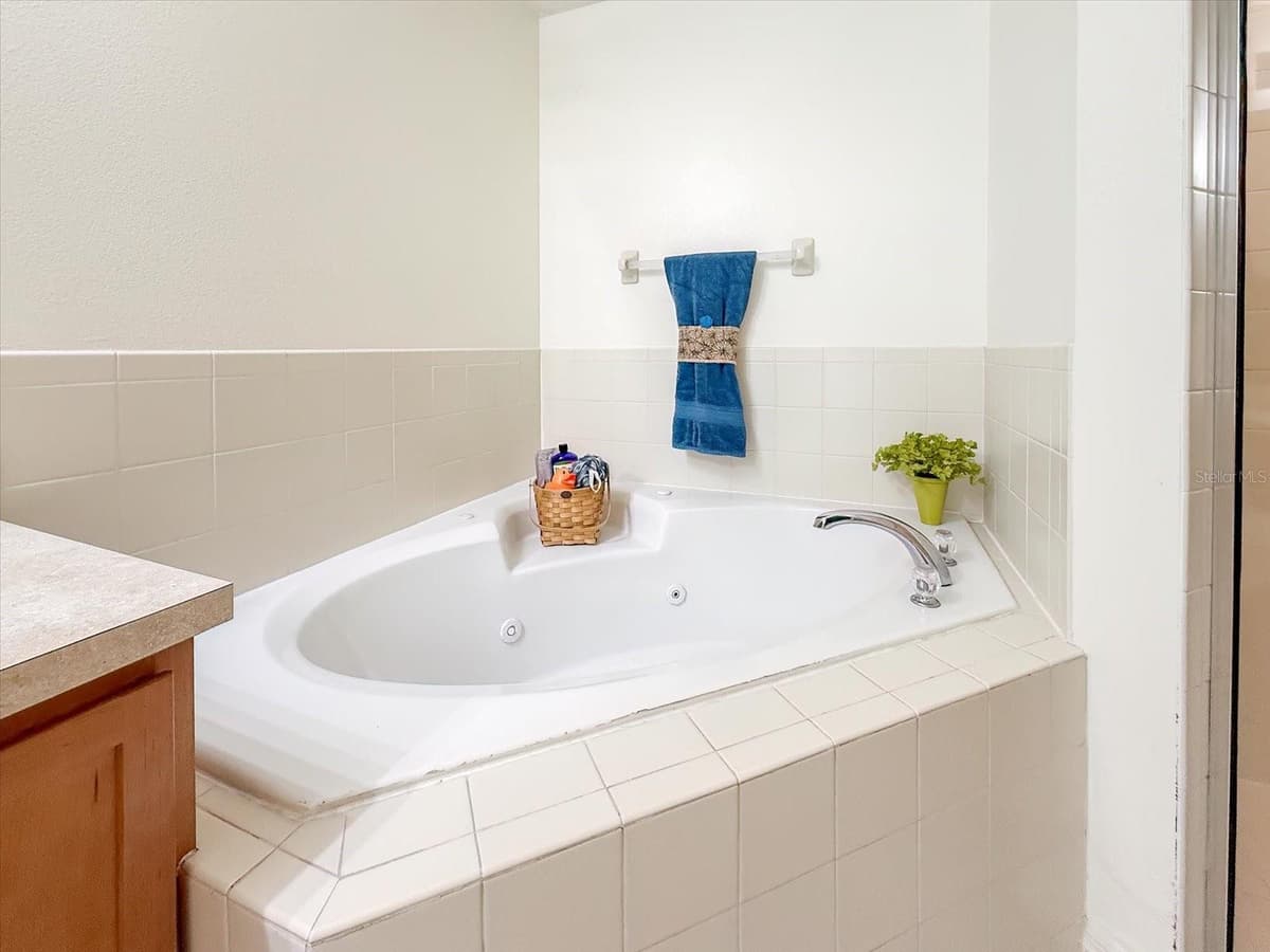 605 SWAN RANGE ROAD — photo 19 of 37