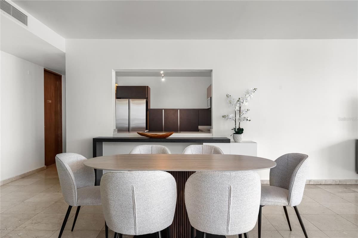 59 LIRIO — photo 9 of 23