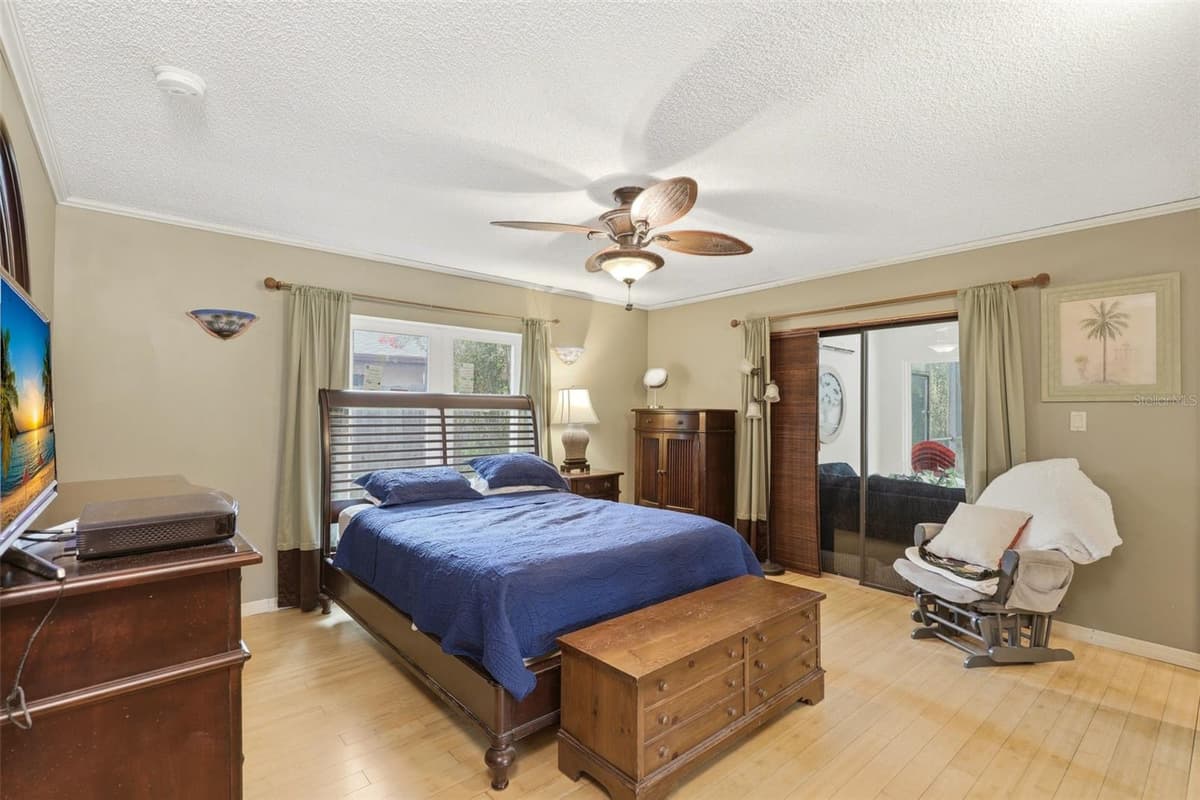 207 ATHERSTONE COURT — photo 25 of 60