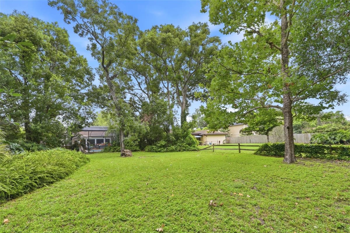 207 ATHERSTONE COURT — photo 48 of 60