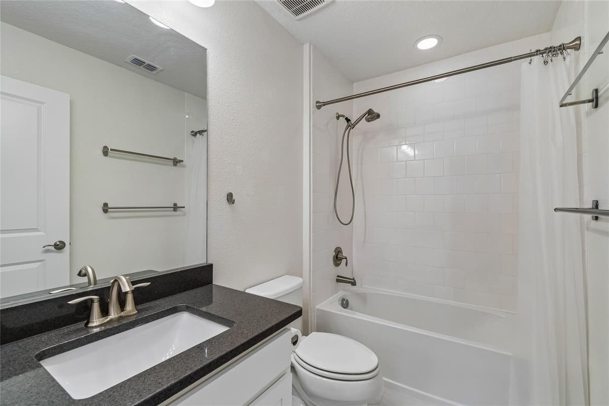 2410 ARCH AVENUE — photo 18 of 36