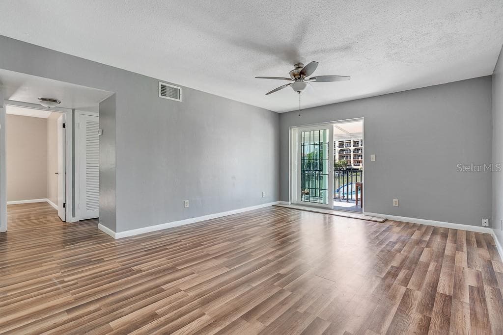223 DOLPHIN POINT — photo 6 of 17