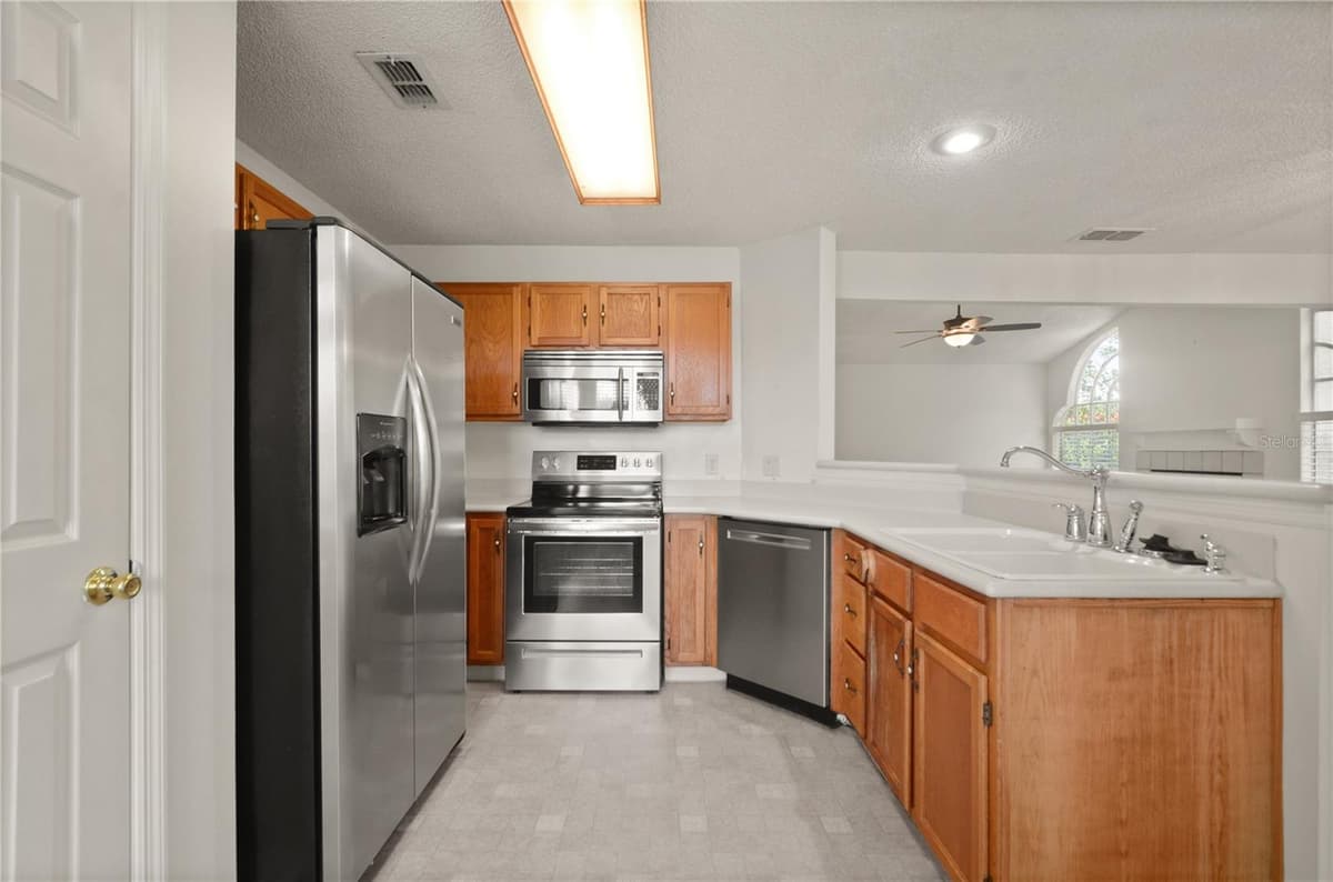 955 NORTHERN DANCER WAY — photo 13 of 30