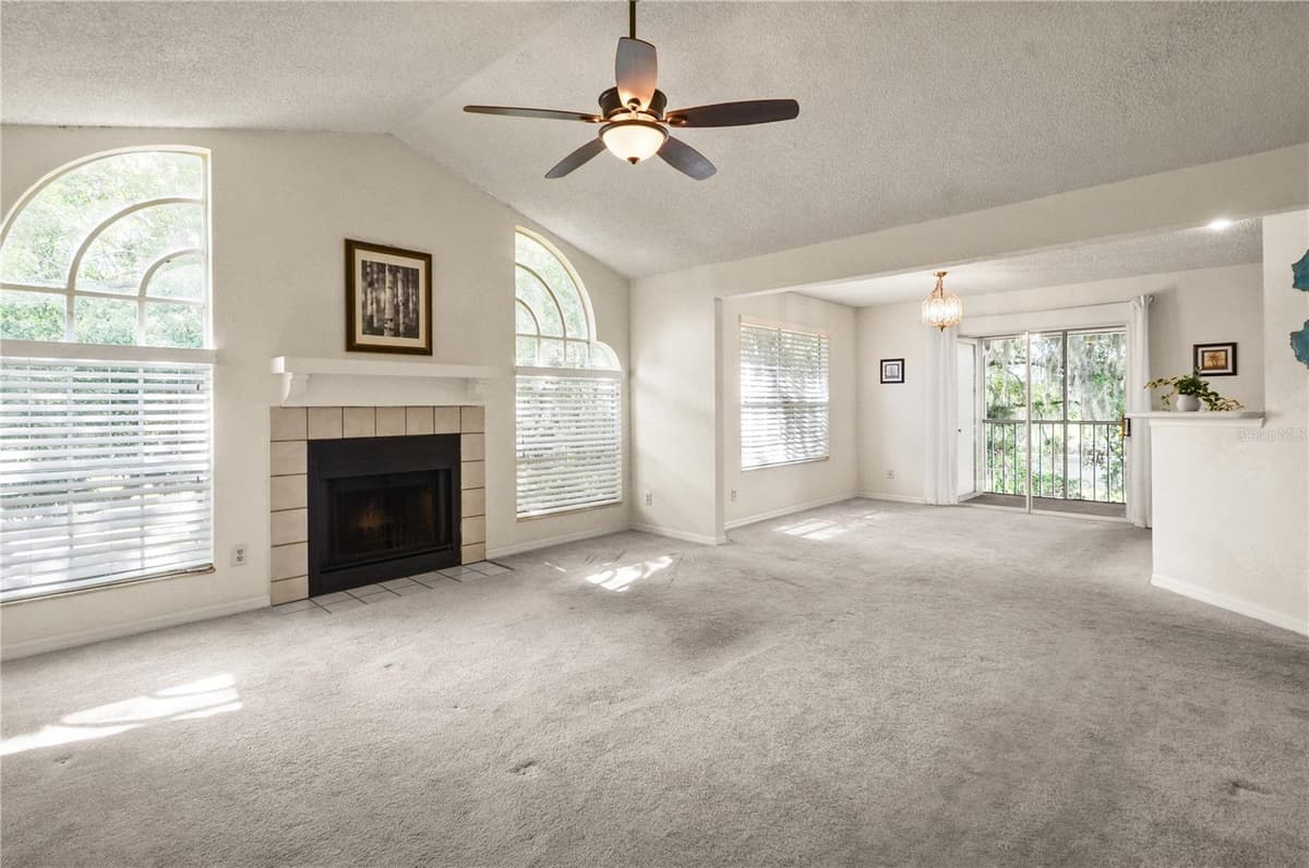 955 NORTHERN DANCER WAY — photo 3 of 30