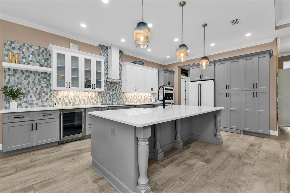 28975 SMUGGLERS LANE — photo 3 of 88