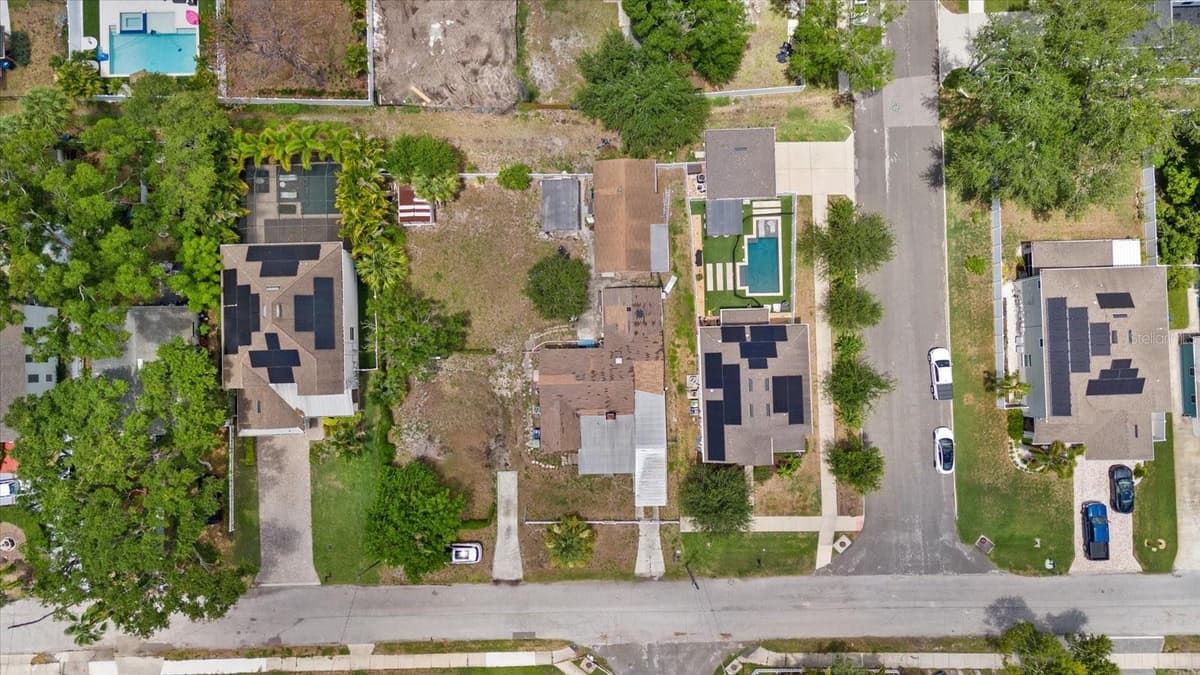 214 HABANA AVENUE — photo 4 of 24