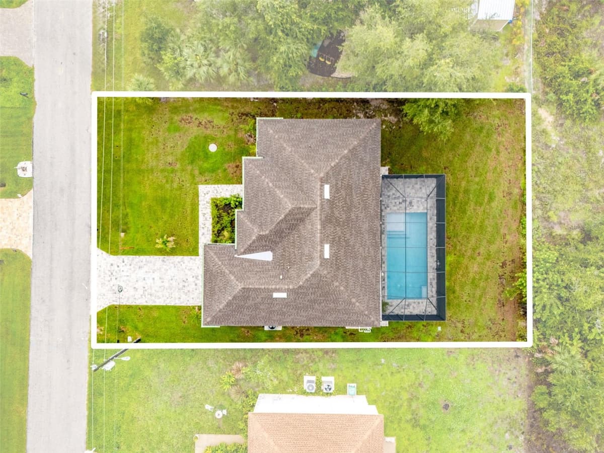 14319 ALLENSWORTH AVENUE — photo 9 of 60