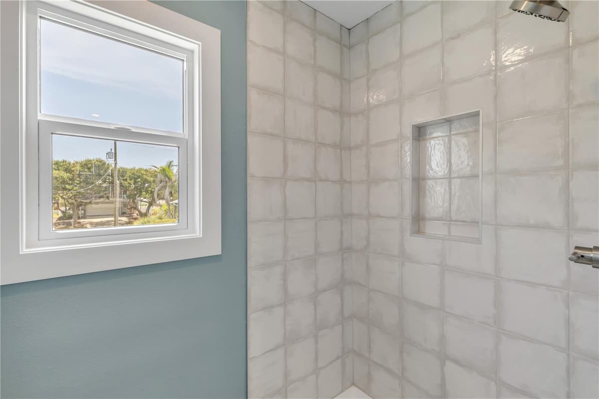830 EEL AVENUE — photo 45 of 72