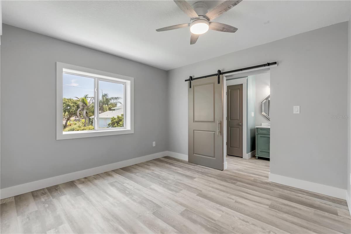 830 EEL AVENUE — photo 42 of 72