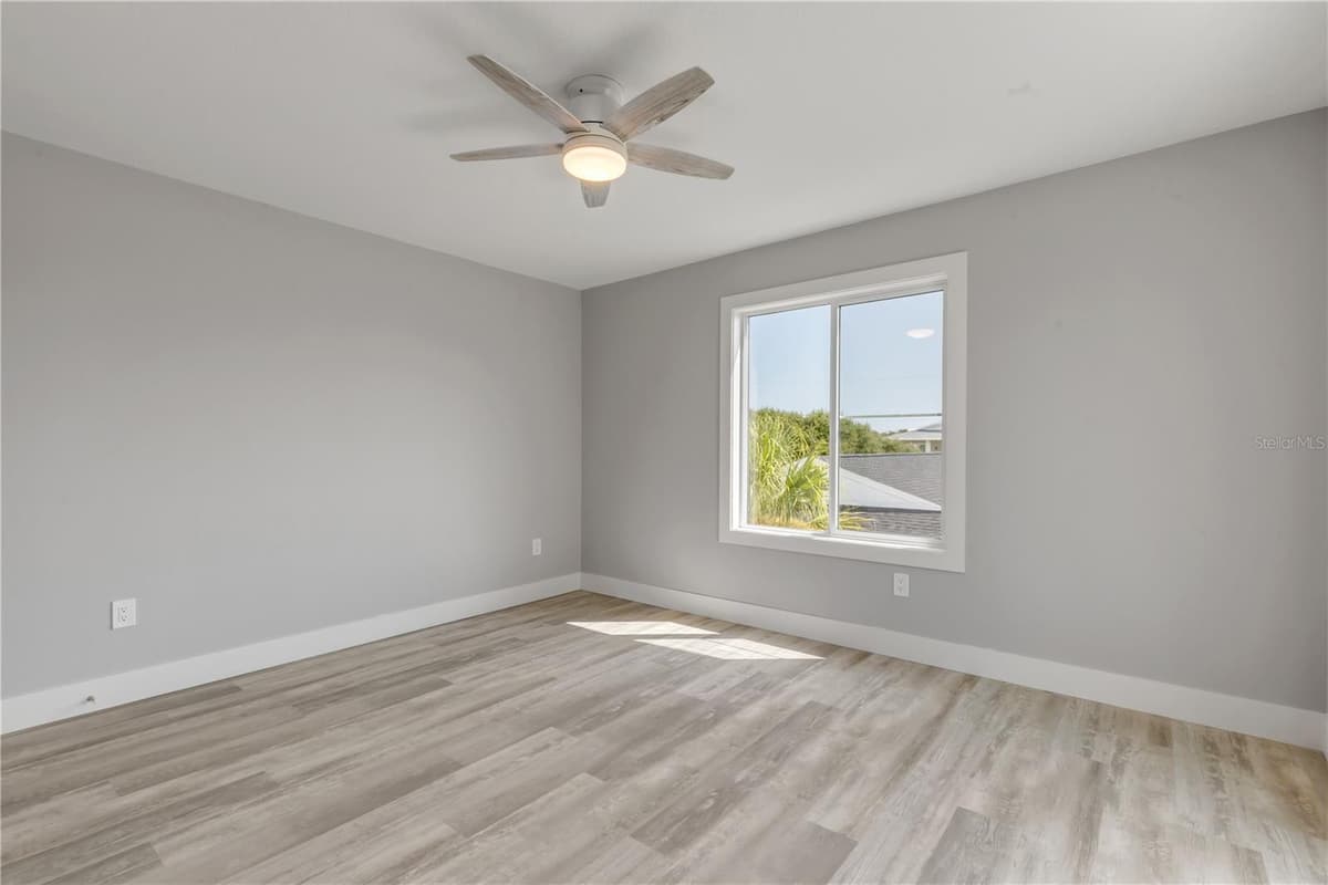 830 EEL AVENUE — photo 53 of 72