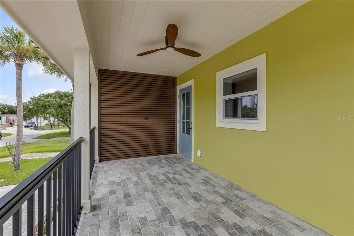 830 EEL AVENUE — photo 27 of 72