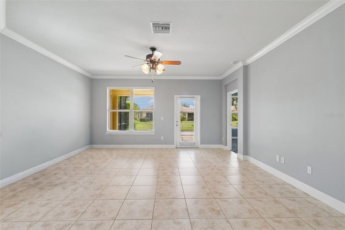 322 MYSTIC FALLS DRIVE — photo 10 of 74