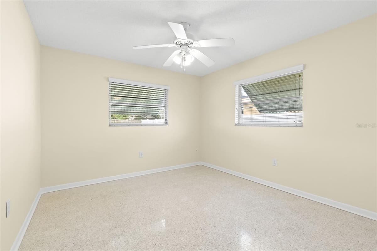 965 SANTA MONICA DRIVE — photo 27 of 39