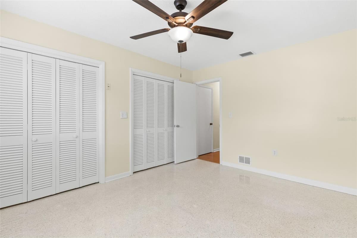 965 SANTA MONICA DRIVE — photo 25 of 39