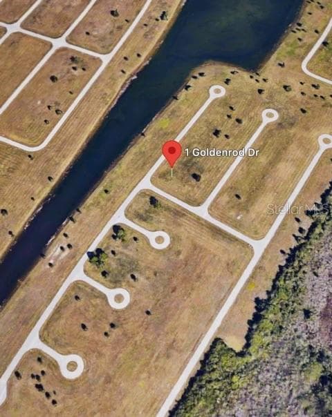 30 SUNFLOWER DRIVE — photo 2 of 4