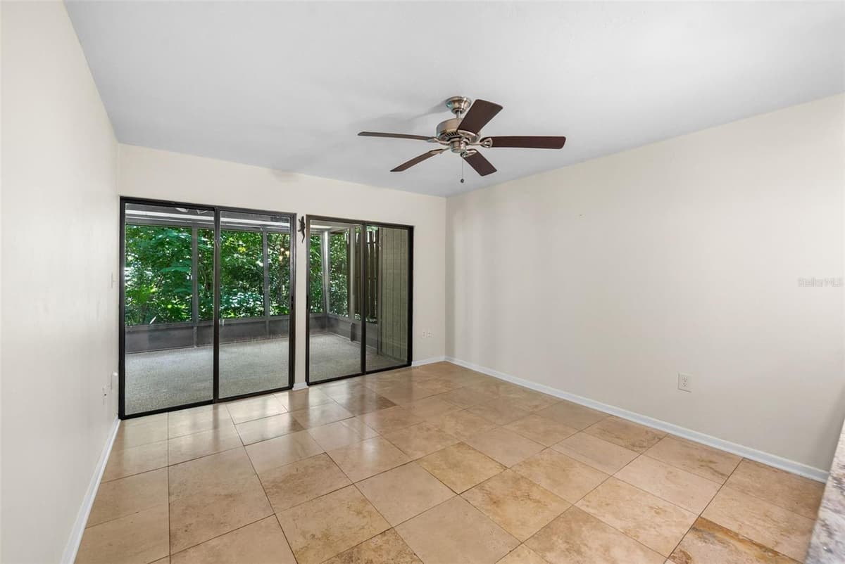 1653 19TH CIRCLE — photo 7 of 26