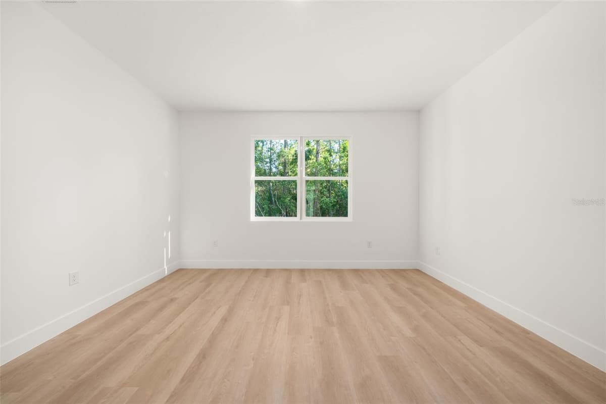 8381 MANTUA AVENUE — photo 31 of 60