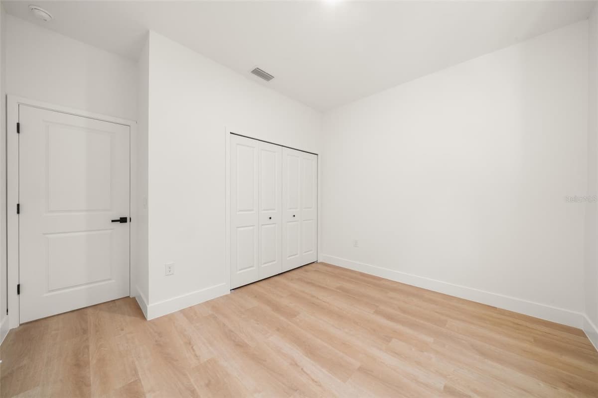 8381 MANTUA AVENUE — photo 41 of 60