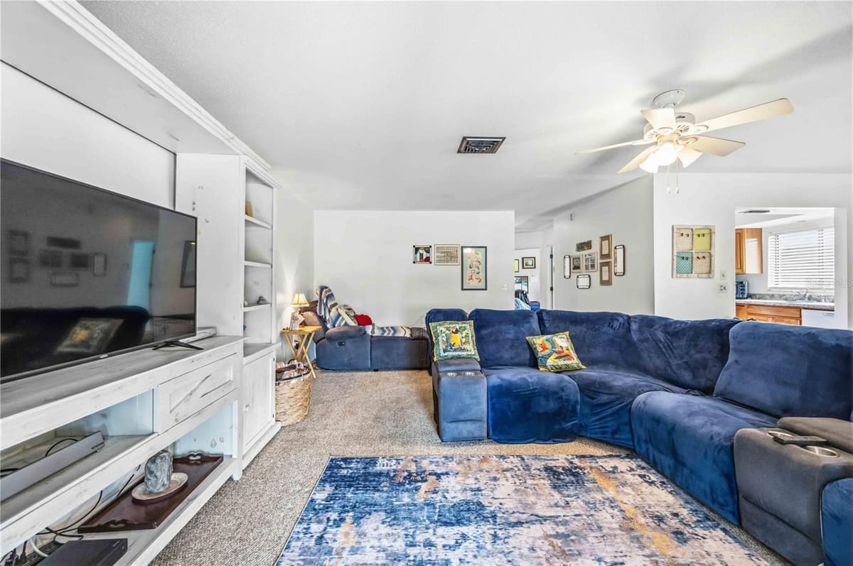 18 QUAILS RUN BOULEVARD — photo 11 of 44
