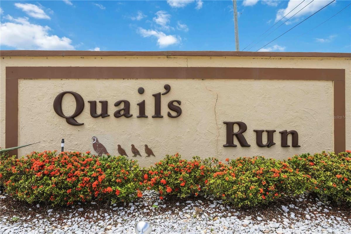 18 QUAILS RUN BOULEVARD — photo 38 of 44
