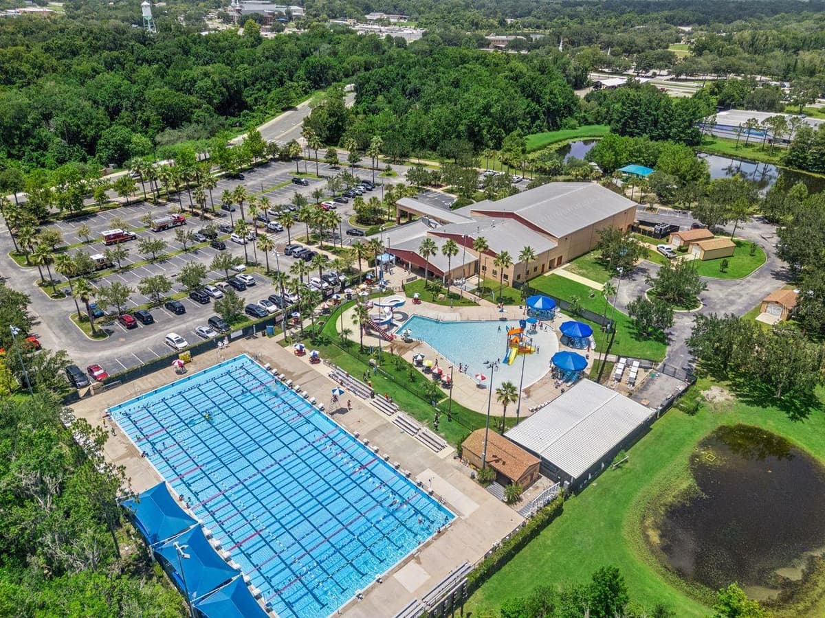477 OVIEDO BOULEVARD — photo 48 of 53