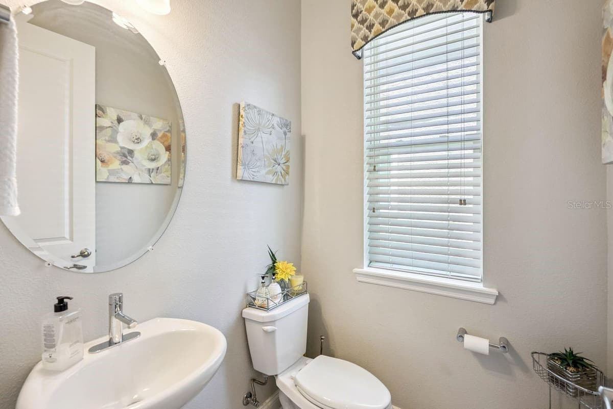 477 OVIEDO BOULEVARD — photo 21 of 53
