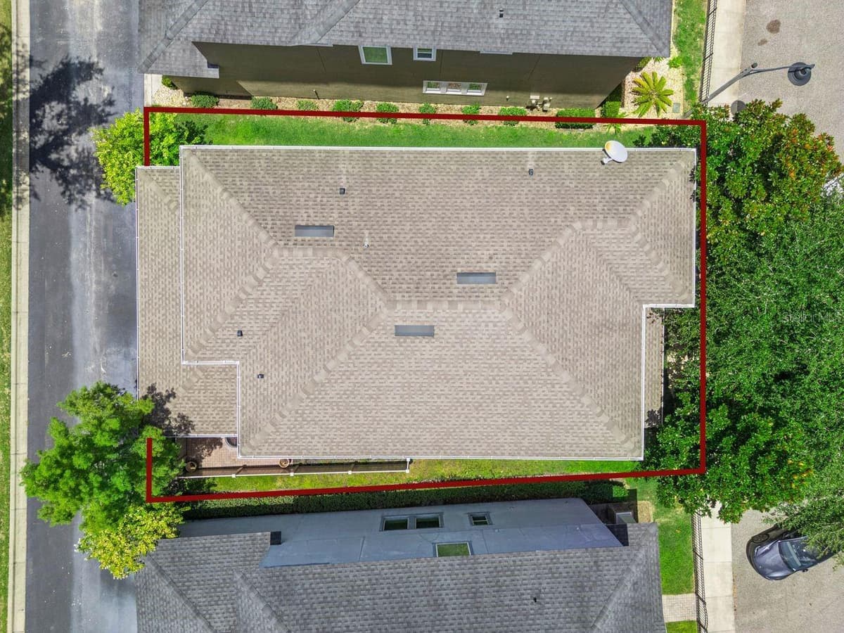 477 OVIEDO BOULEVARD — photo 41 of 53