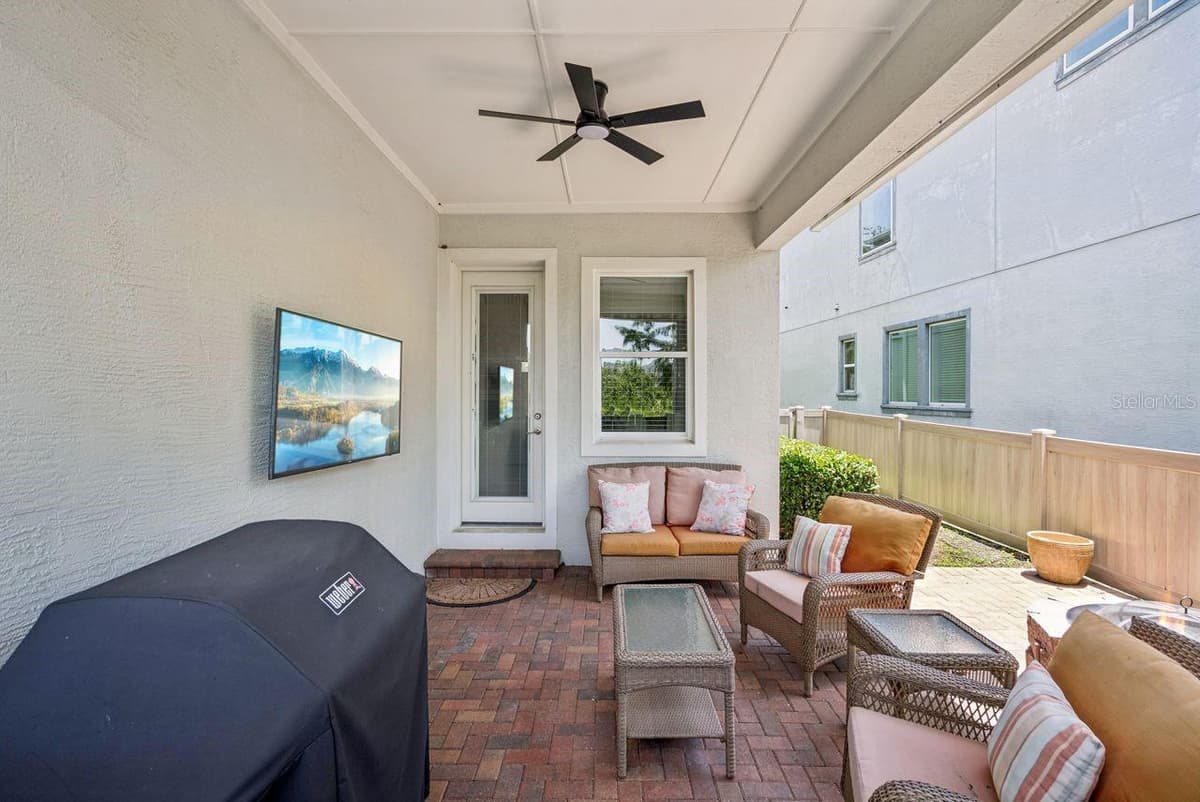 477 OVIEDO BOULEVARD — photo 32 of 53