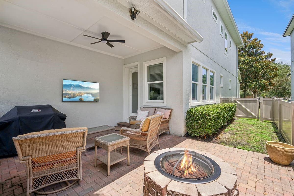 477 OVIEDO BOULEVARD — photo 36 of 53