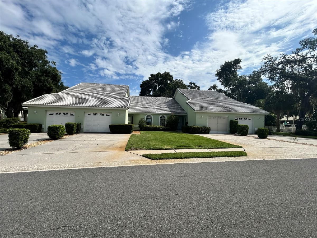 806 WINDERMERE BOULEVARD — photo 36 of 48