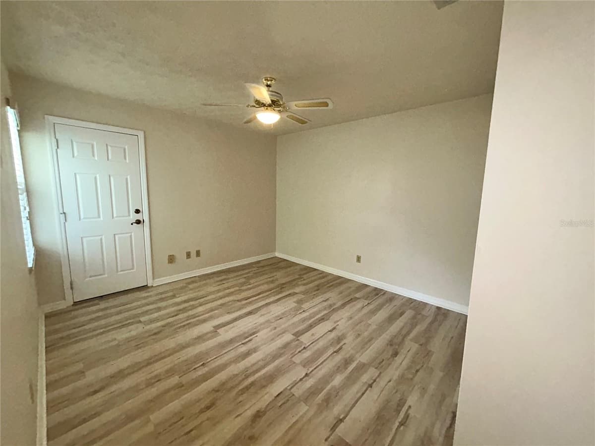 806 WINDERMERE BOULEVARD — photo 27 of 48