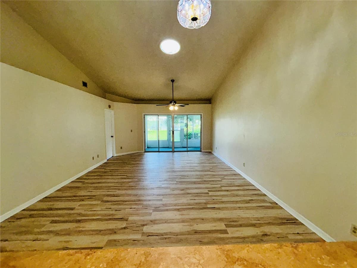 806 WINDERMERE BOULEVARD — photo 24 of 48