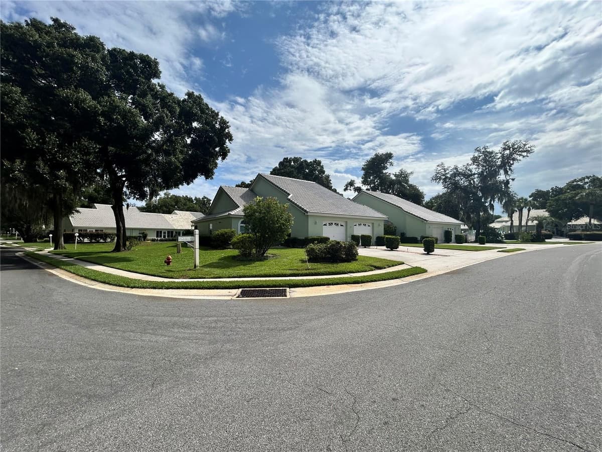 806 WINDERMERE BOULEVARD — photo 37 of 48