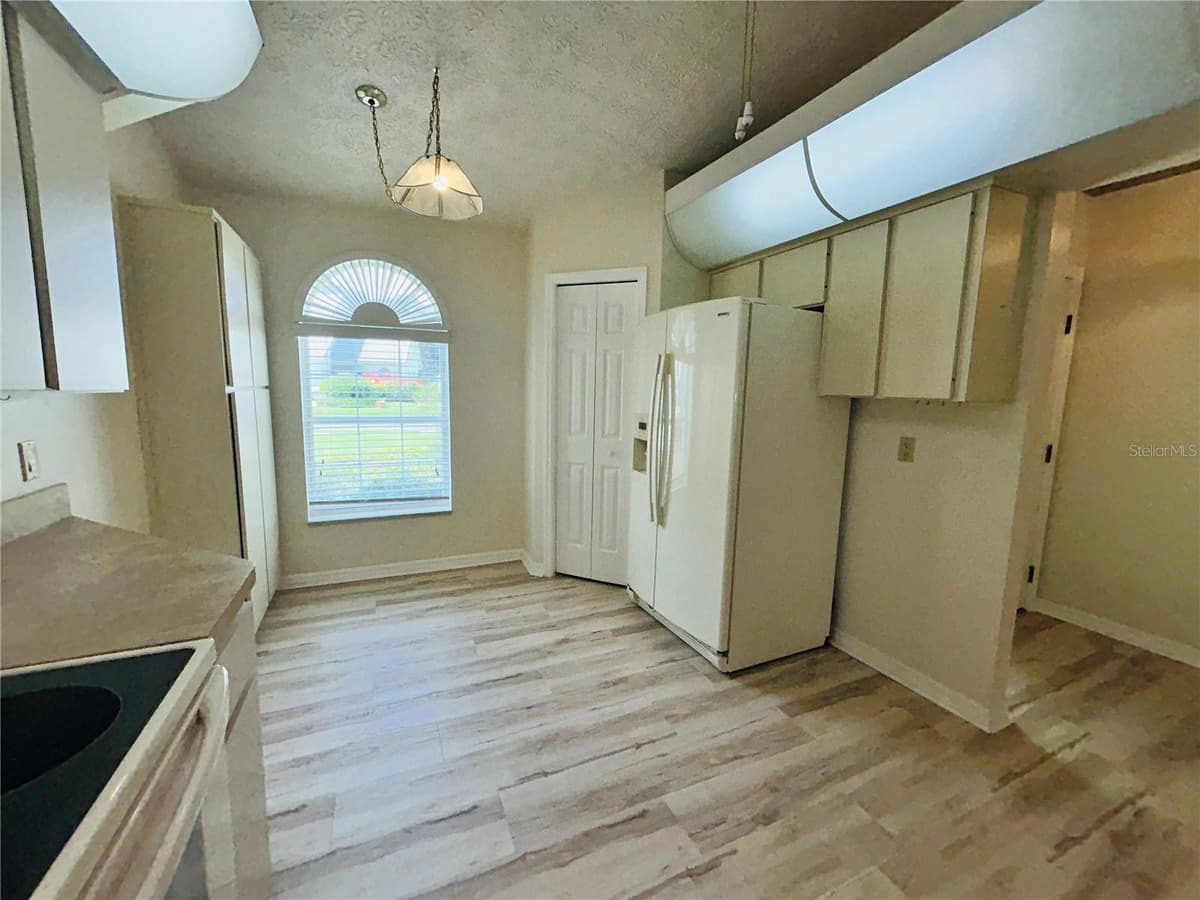 806 WINDERMERE BOULEVARD — photo 25 of 48