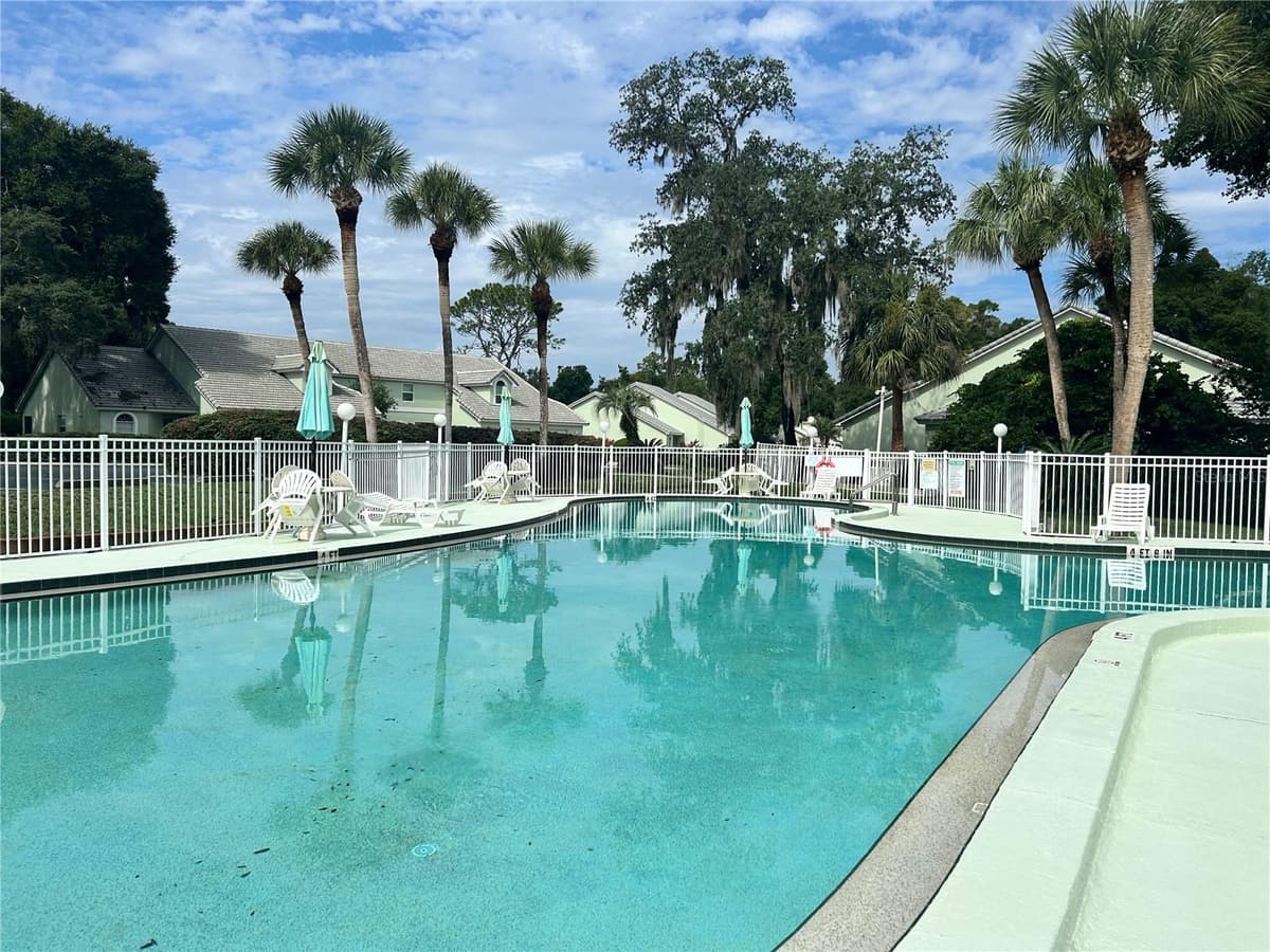806 WINDERMERE BOULEVARD — photo 41 of 48